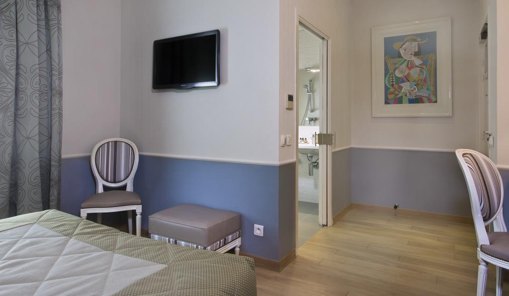 Hotel Daumesnil-Vincennes Bagian luar foto